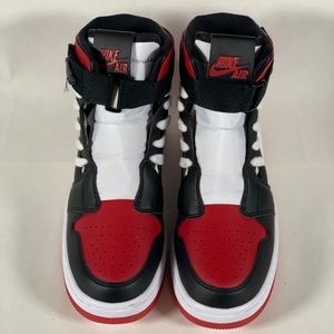 Jordan 1 Nike Air Women’s Nova XX Bred Toe